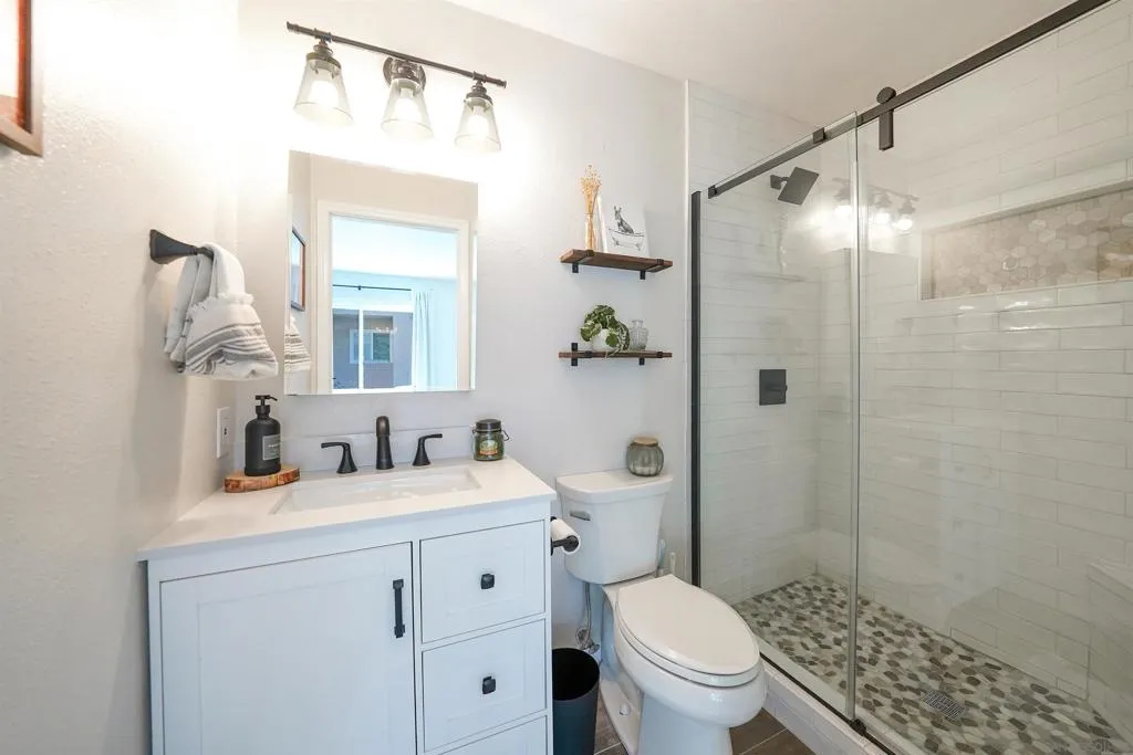 23658 Country Villa Road, Ramona, California 92065 home-pic-13