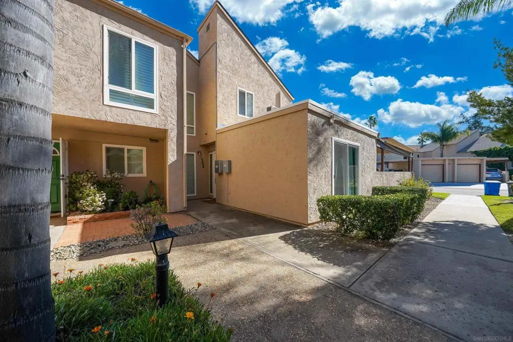 23658 Country Villa Road, Ramona, California 92065 home-pic-20