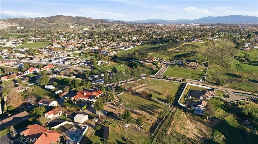 32225 Wesley Street, Wildomar, California 92595 home-pic-62