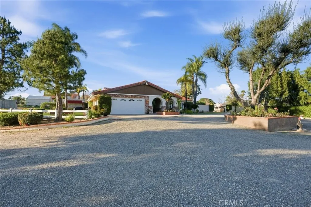 32225 Wesley Street, Wildomar, California 92595 home-pic-10