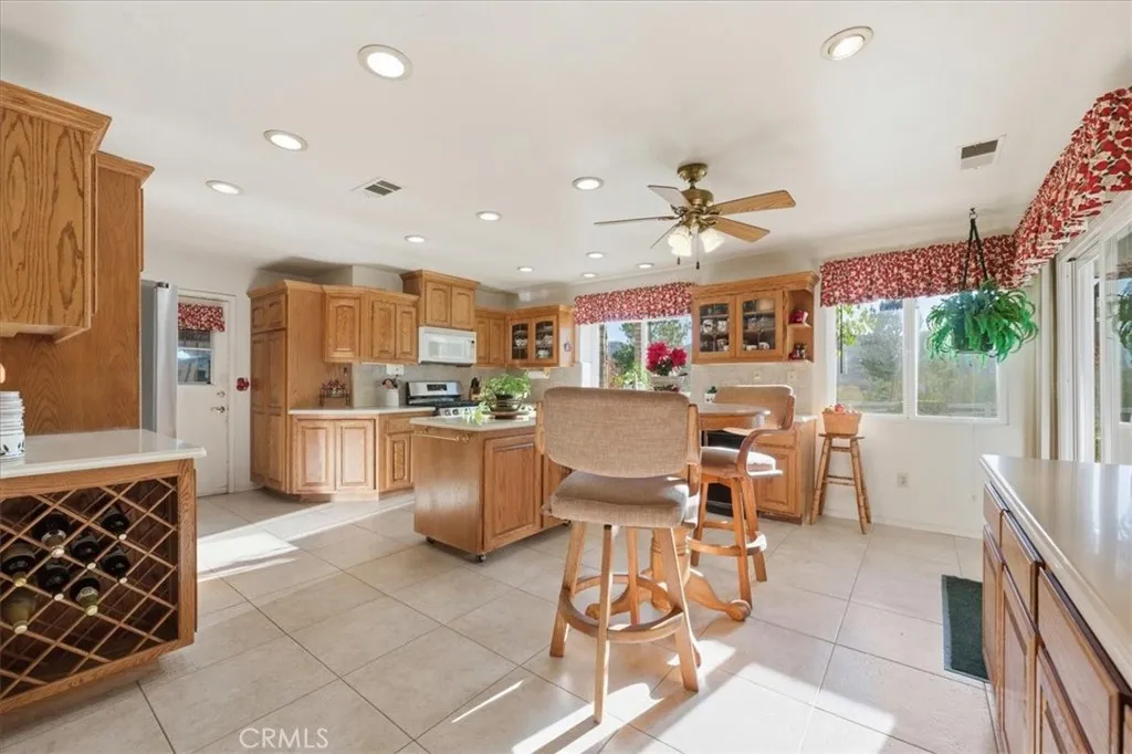32225 Wesley Street, Wildomar, California 92595 home-pic-21