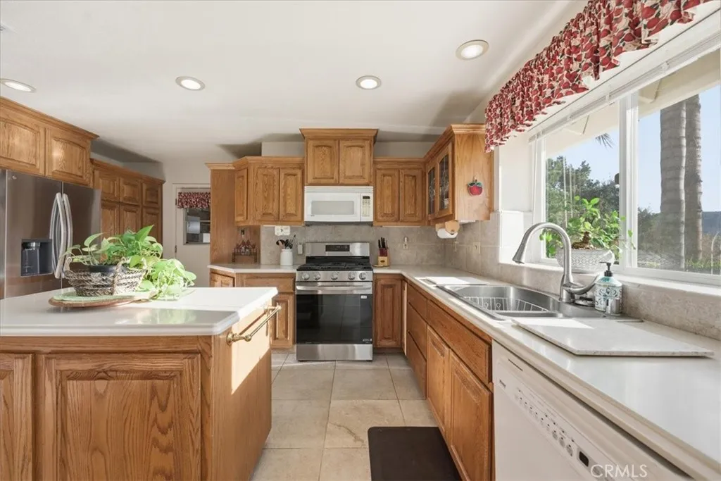 32225 Wesley Street, Wildomar, California 92595 home-pic-22