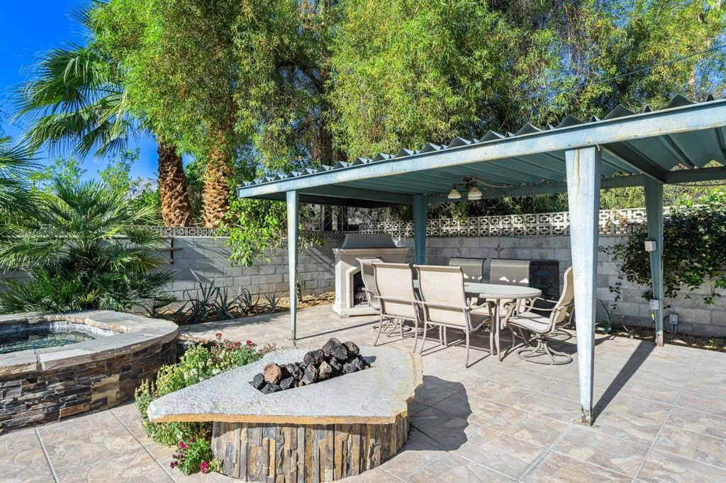 69895 Papaya Lane, Cathedral City, California 92234 home-pic-6