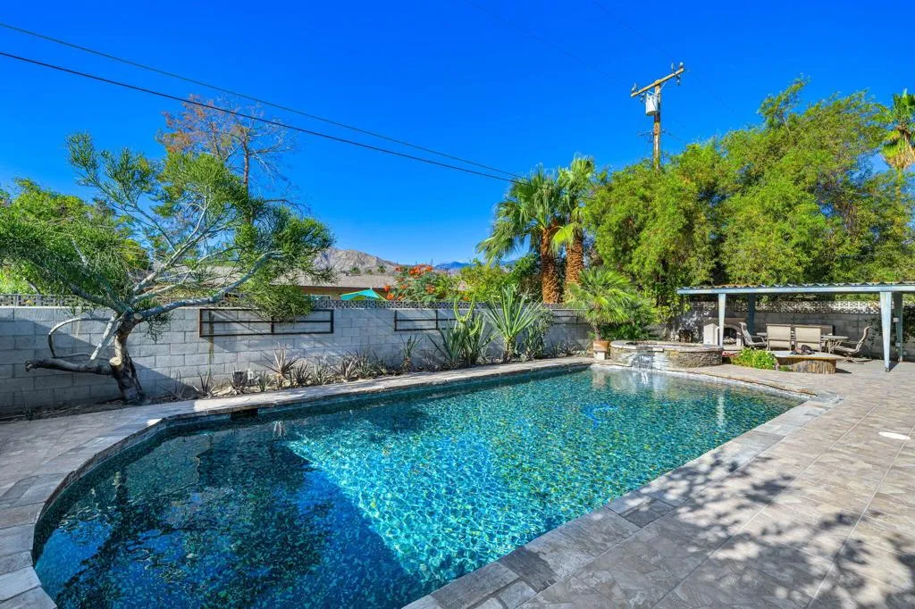 69895 Papaya Lane, Cathedral City, California 92234 home-pic-3