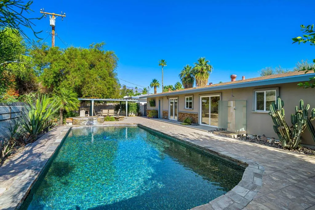 69895 Papaya Lane, Cathedral City, California 92234 home-pic-25