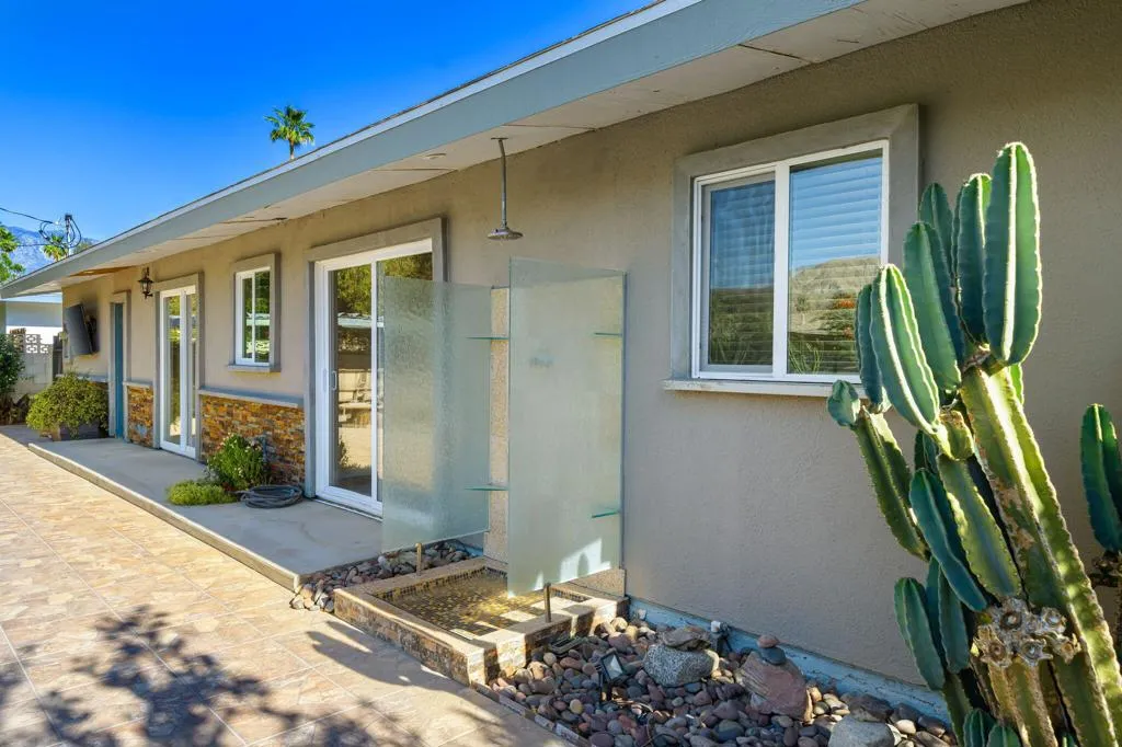 69895 Papaya Lane, Cathedral City, California 92234 home-pic-24