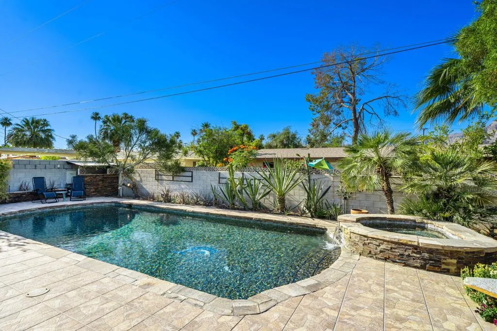 69895 Papaya Lane, Cathedral City, California 92234 home-pic-22