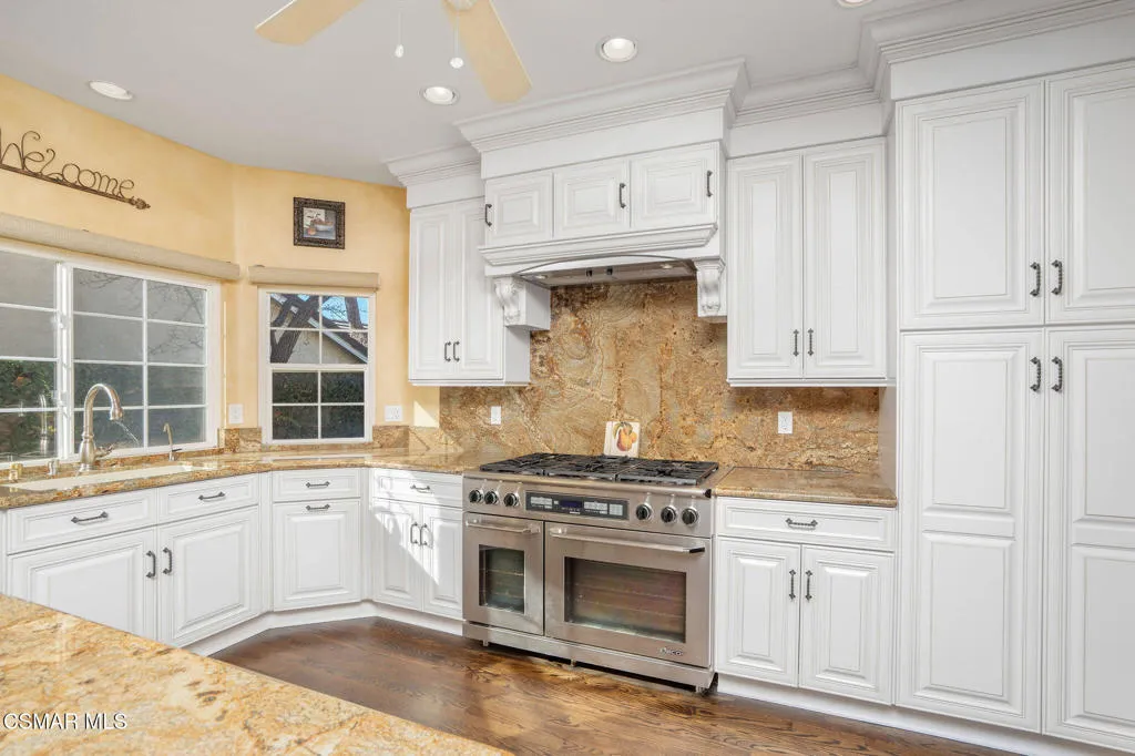 5750 Hempstead Drive, Agoura Hills, California 91301 home-pic-12