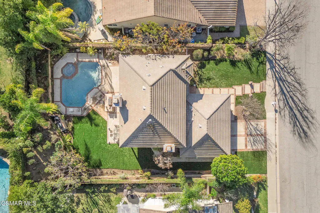 5750 Hempstead Drive, Agoura Hills, California 91301 home-pic-40