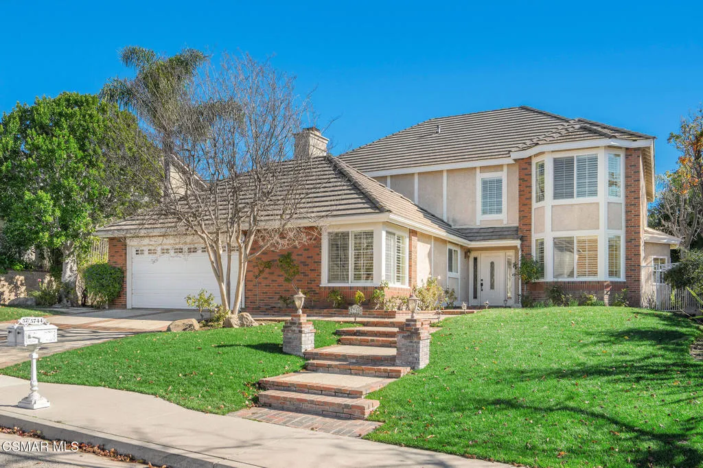 5750 Hempstead Drive, Agoura Hills, California 91301 home-pic-1