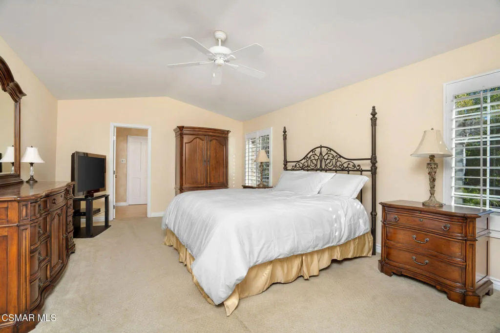5750 Hempstead Drive, Agoura Hills, California 91301 home-pic-25