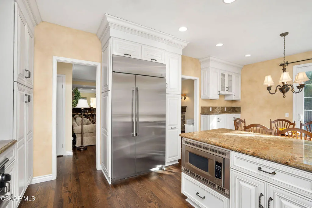 5750 Hempstead Drive, Agoura Hills, California 91301 home-pic-13