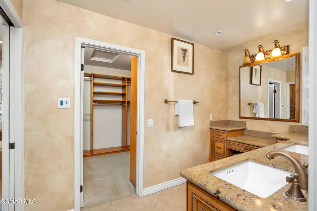 5750 Hempstead Drive, Agoura Hills, California 91301 home-pic-29