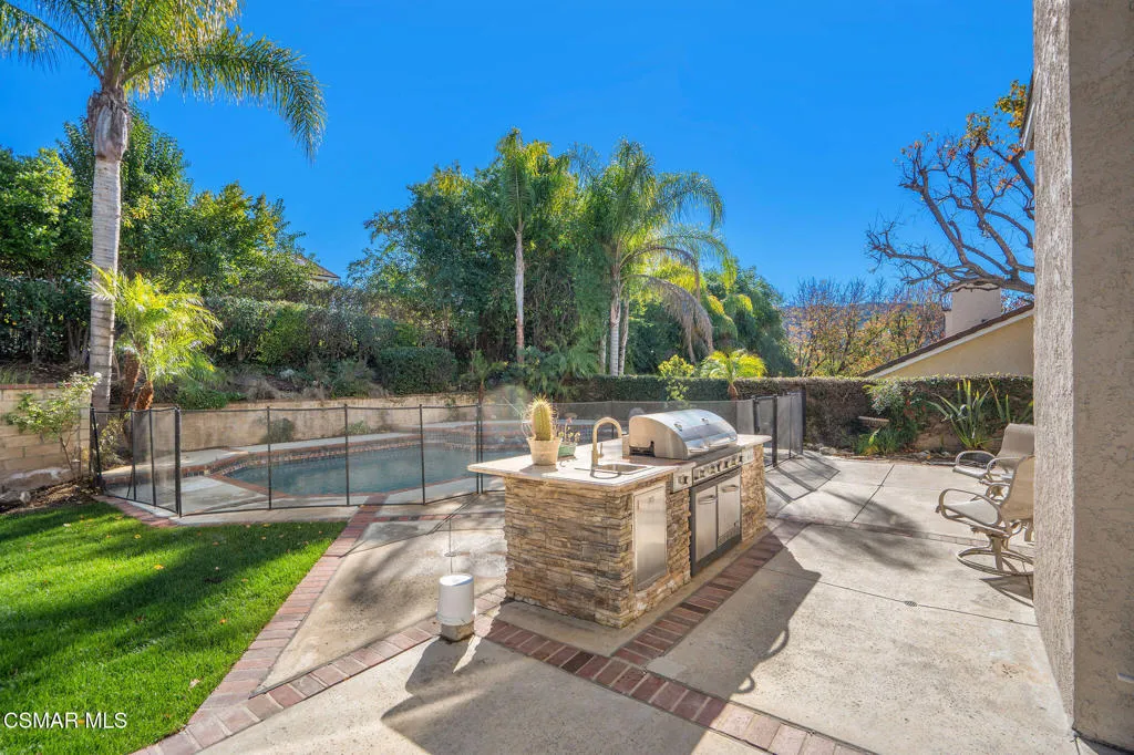 5750 Hempstead Drive, Agoura Hills, California 91301 home-pic-36