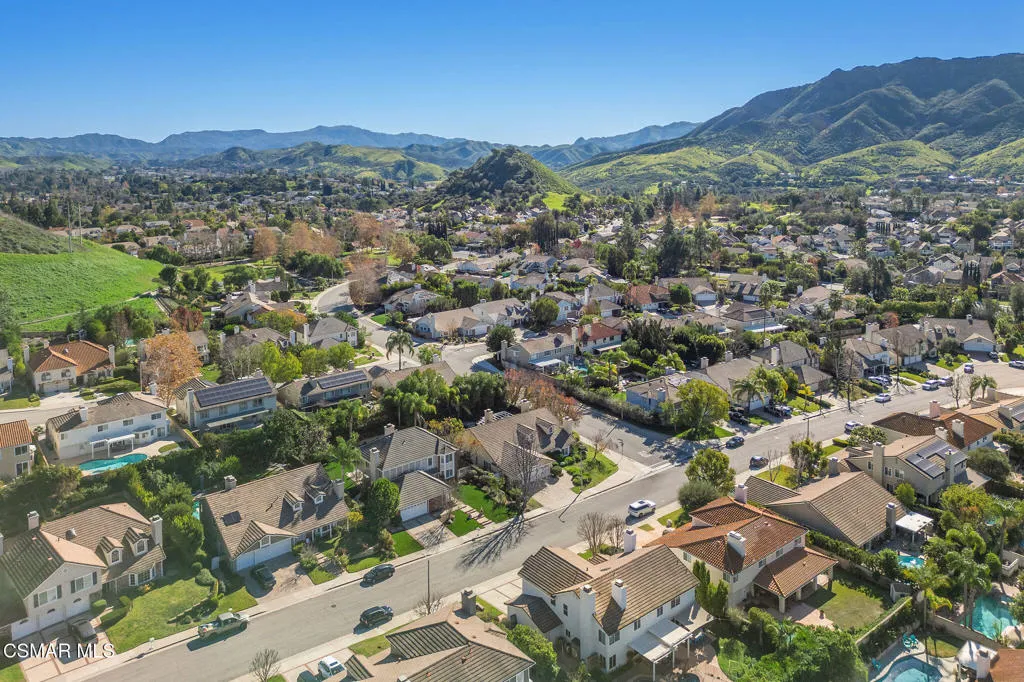 5750 Hempstead Drive, Agoura Hills, California 91301 home-pic-41