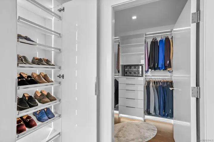 888 W E Street 3301, San Diego, California 92101