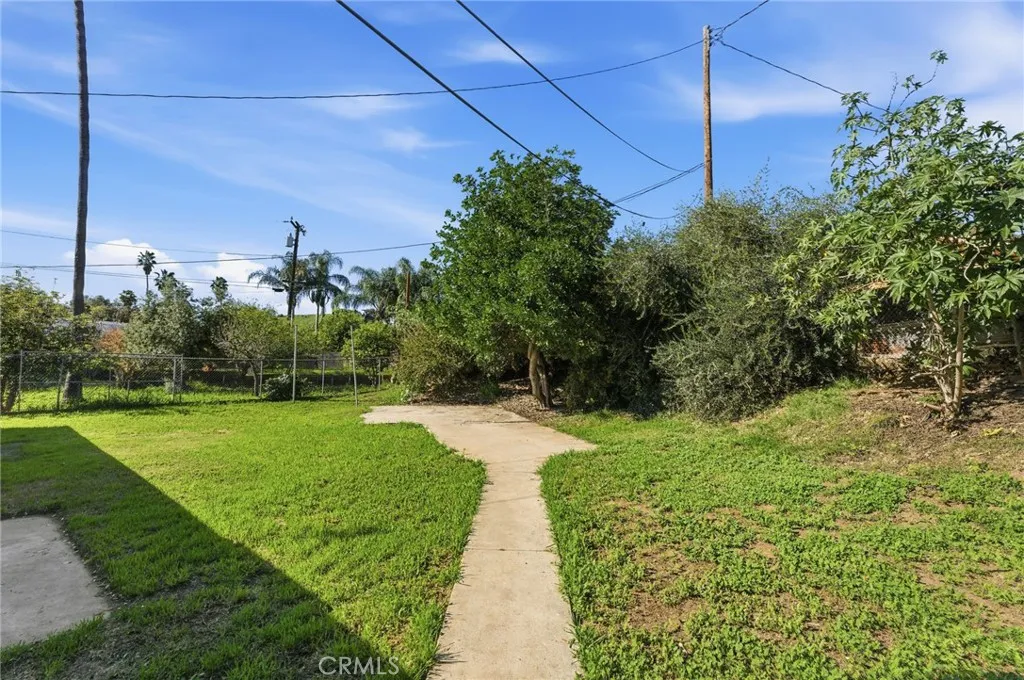 1211 Christina Court, Pomona, California 91766 home-pic-21
