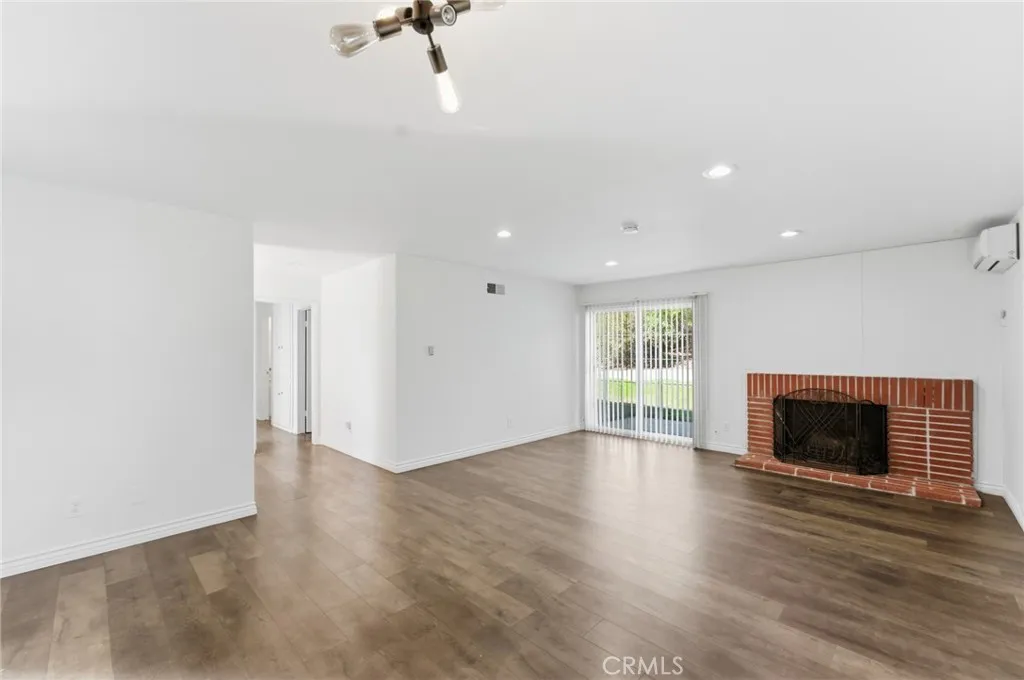 1211 Christina Court, Pomona, California 91766 home-pic-5