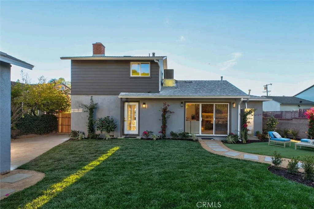 8372 Outland View Drive, Sun Valley, California 91352 home-pic-46