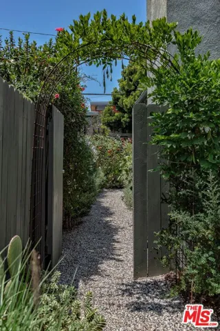 543 28th Avenue, Venice, California 90291