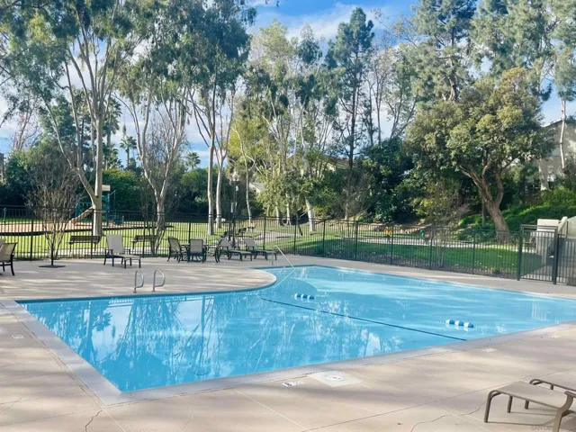 7779 Camino Glorita, San Diego, California 92122