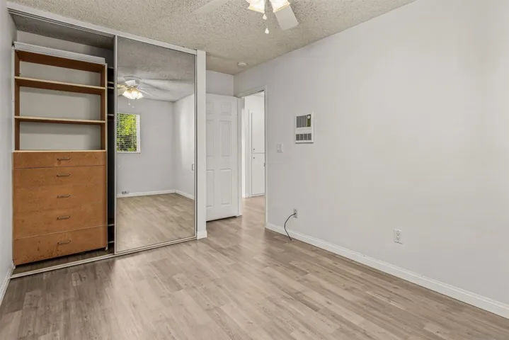 7779 Camino Glorita, San Diego, California 92122