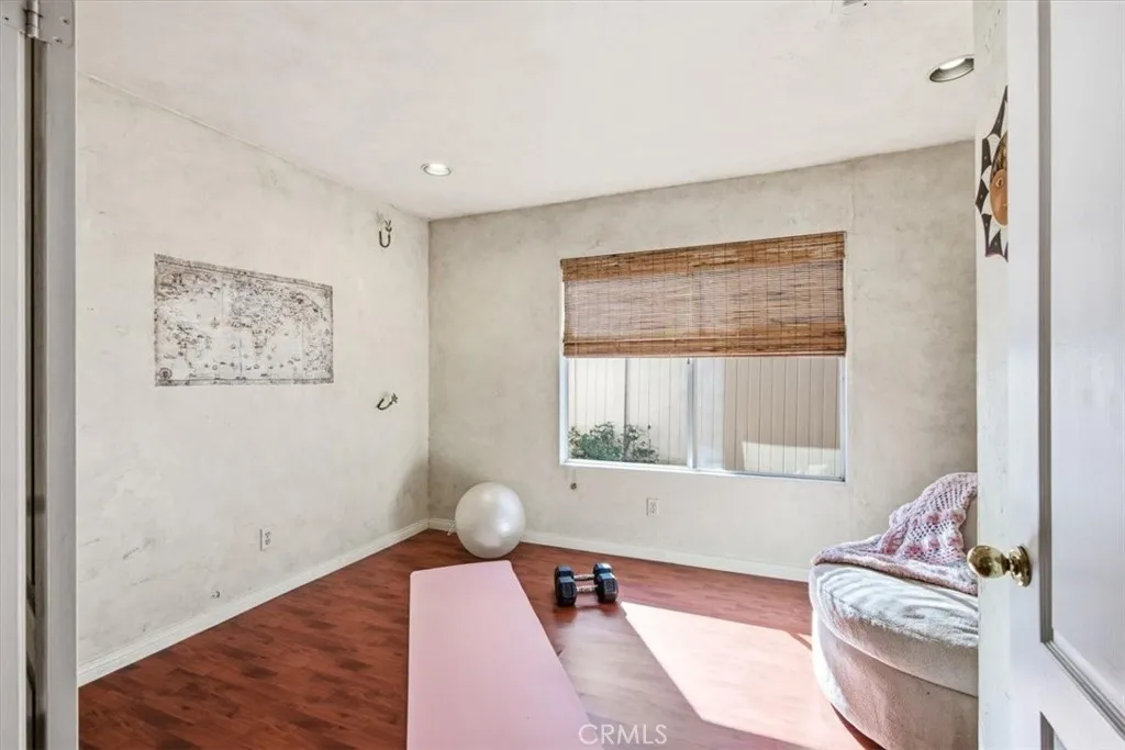 1672 Olympus Loop, Vista, California 92081 home-pic-22