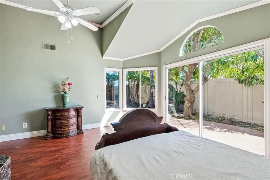 1672 Olympus Loop, Vista, California 92081 home-pic-34