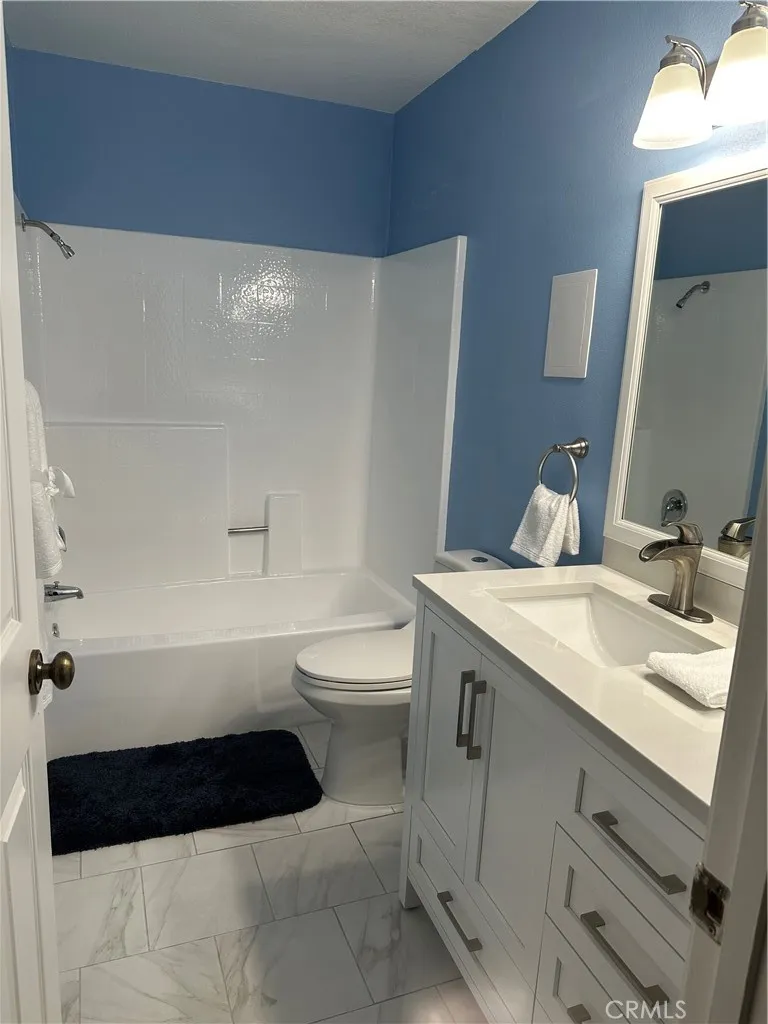 21245 Camelia 27, Lake Forest, California 92630 home-pic-4