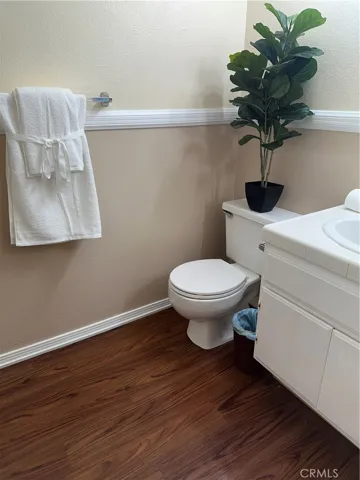 2nd bathroom