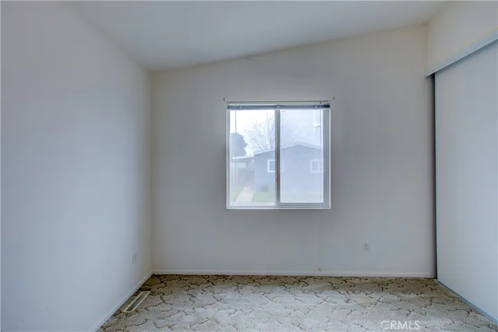 Carpets are very stained and need to be replaced.