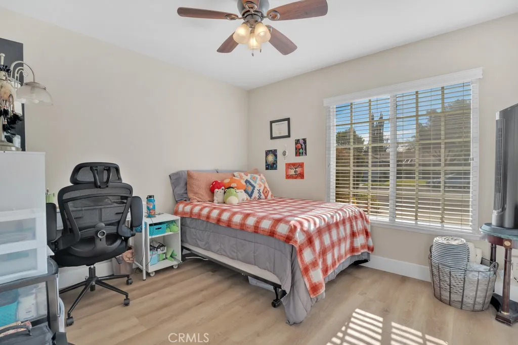 23549 Via Plata, Valencia, California 91355 home-pic-18