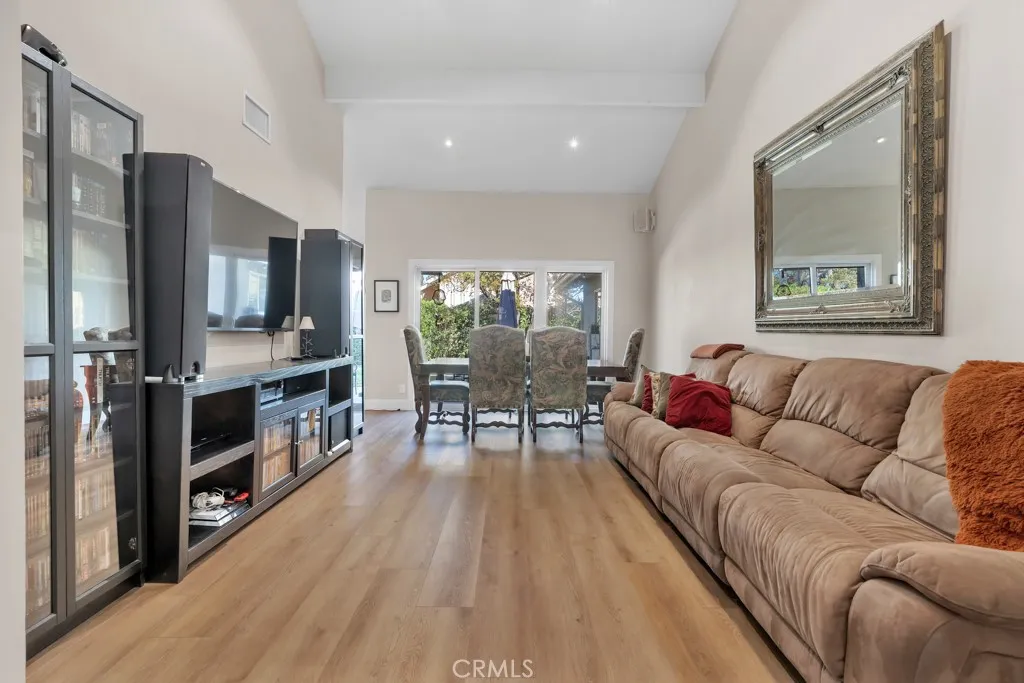 23549 Via Plata, Valencia, California 91355 home-pic-7