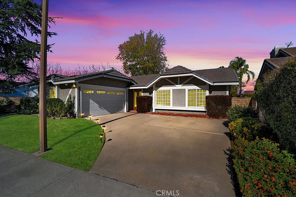 23549 Via Plata, Valencia, California 91355 home-pic-2