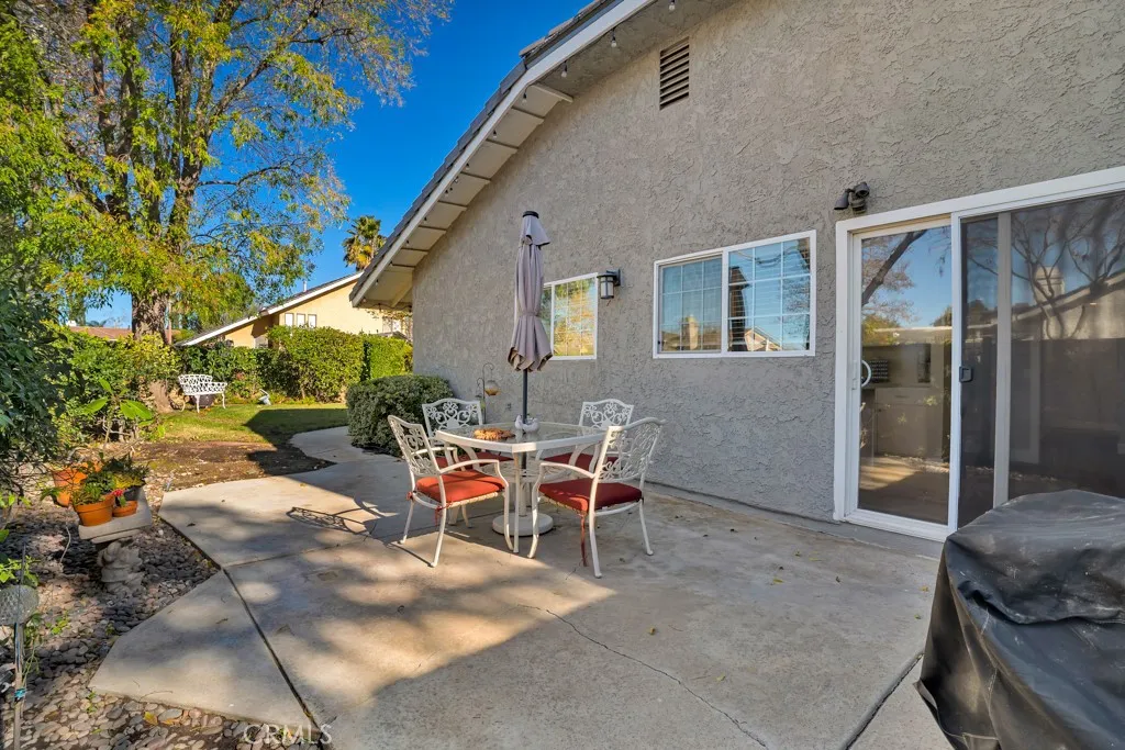 23549 Via Plata, Valencia, California 91355 home-pic-37