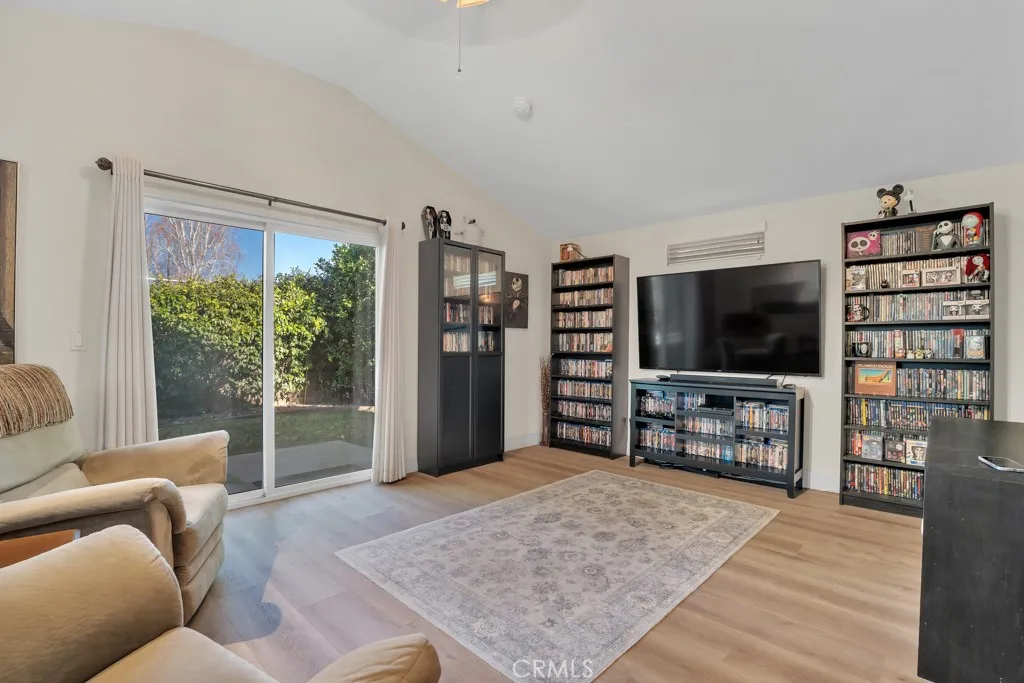 23549 Via Plata, Valencia, California 91355 home-pic-16