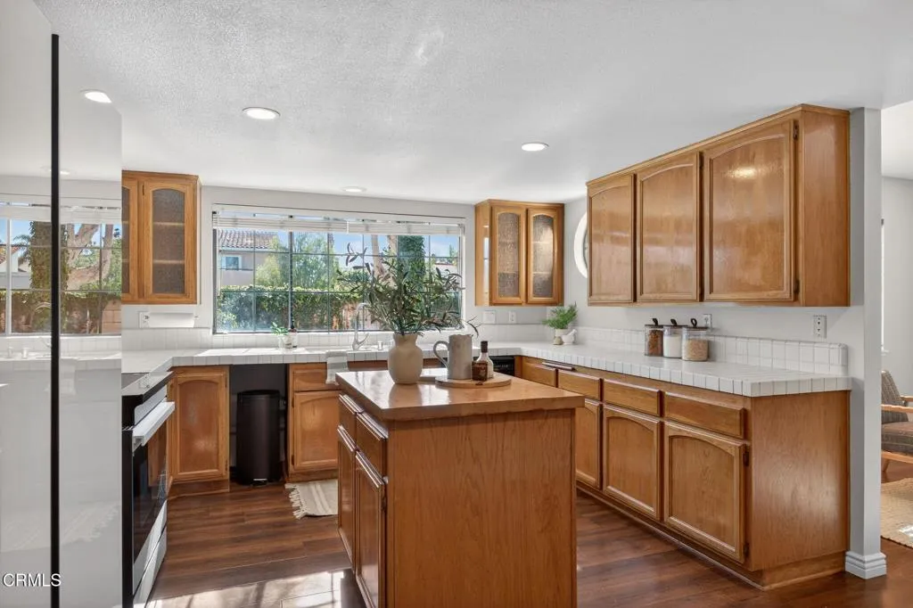 1170 Windward Way, Oxnard, California 93035 home-pic-16