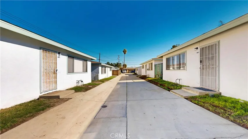 25045 Walnut, Lomita, California 90717