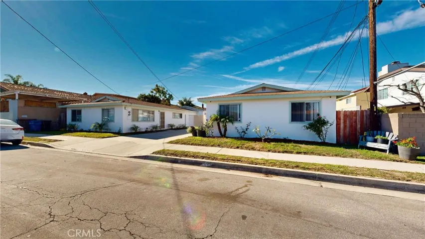25045 Walnut, Lomita, California 90717