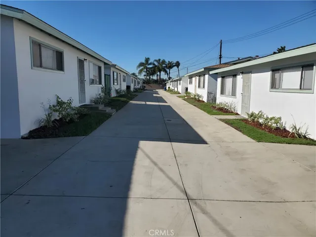 25045 Walnut, Lomita, California 90717