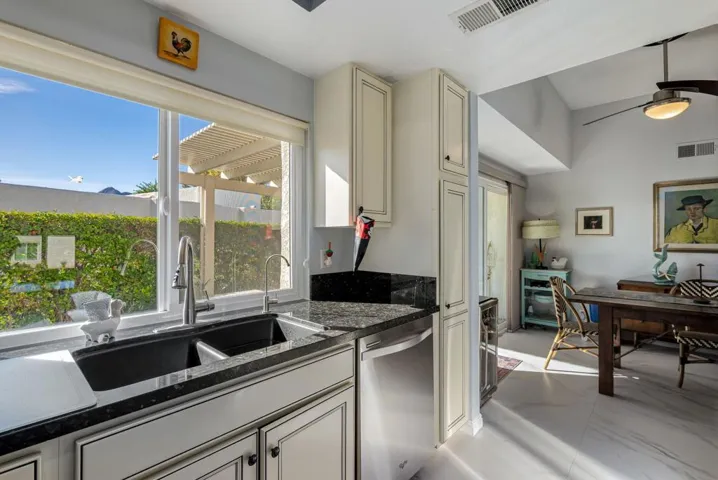24-web-or-mls-KHHazeltine_OPMG_1225_024