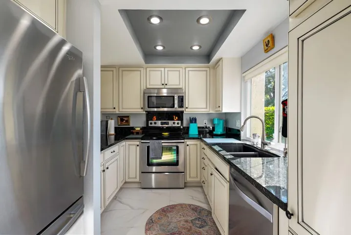 19-web-or-mls-KHHazeltine_OPMG_1225_019