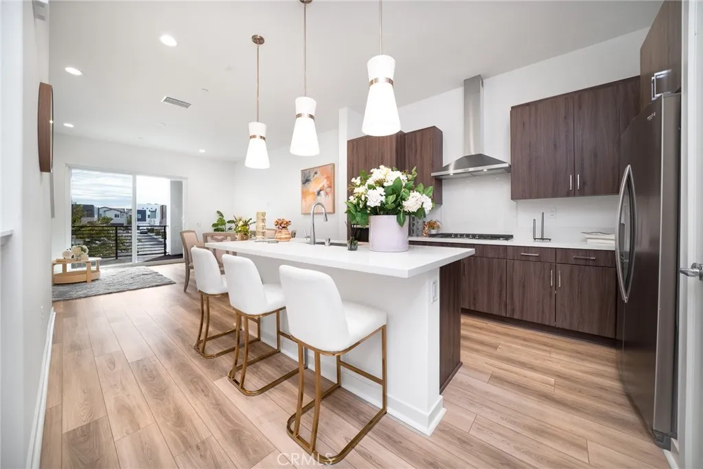 211 Baluster, Irvine, California 92618 home-pic-8