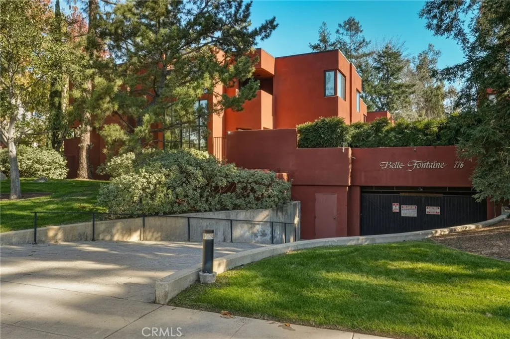 776 S Orange Grove 5, Pasadena, California 91105 home-pic-1