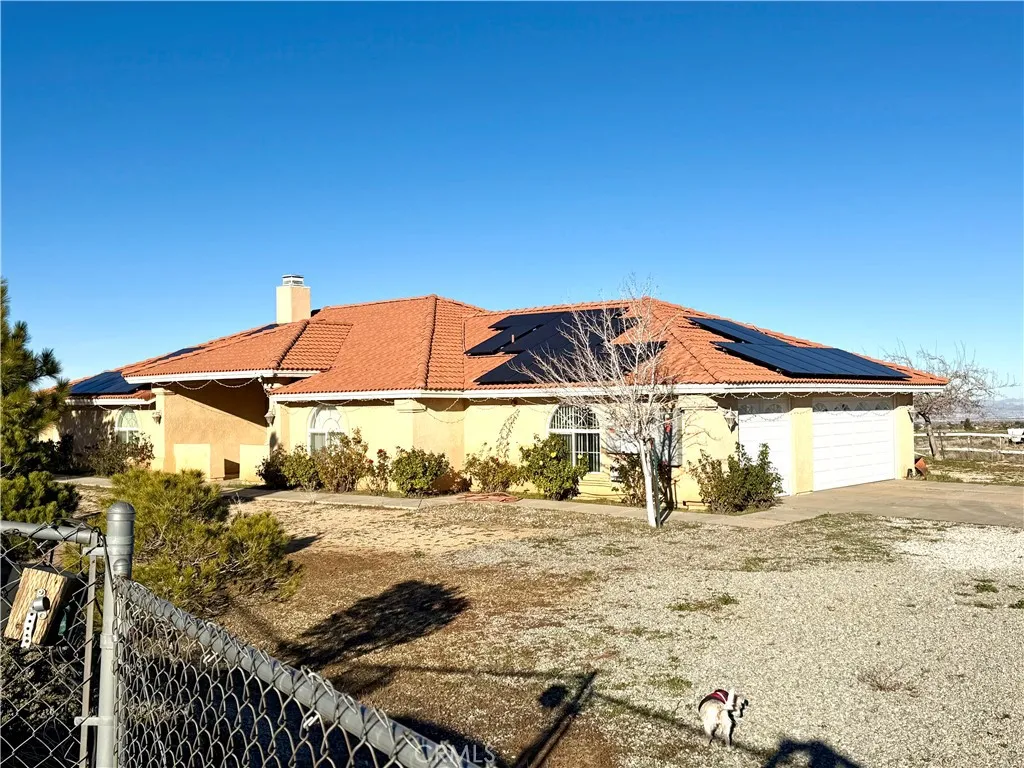 8225 Ailanthus, Phelan, California 92371 home-pic-1