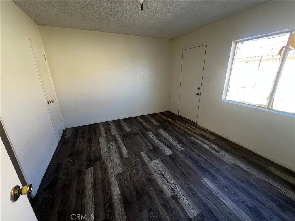 6565 Morongo, 29 Palms, California 92277 home-pic-21