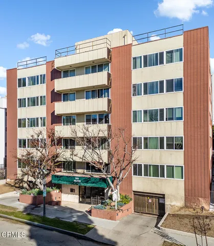 540 Kelton Ave #201 002-mls