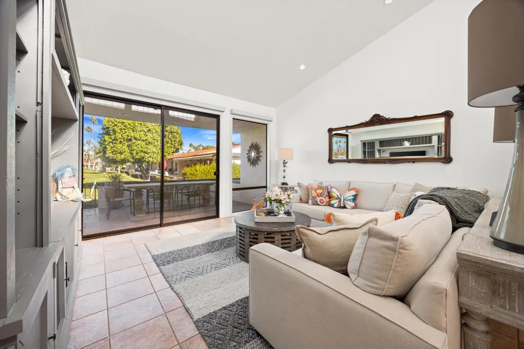 53 Marbella Drive, Rancho Mirage, California 92270 home-pic-7