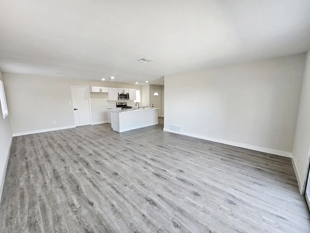 82180 Verbena Avenue, Indio, California 92201 home-pic-9