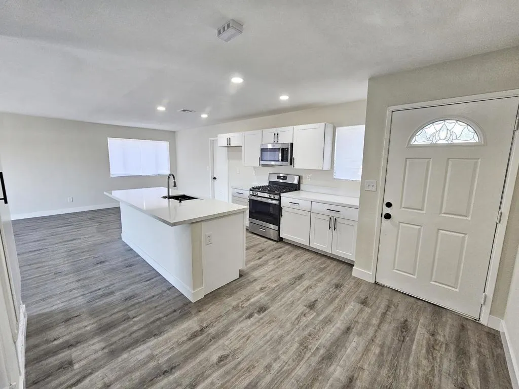 82180 Verbena Avenue, Indio, California 92201 home-pic-3